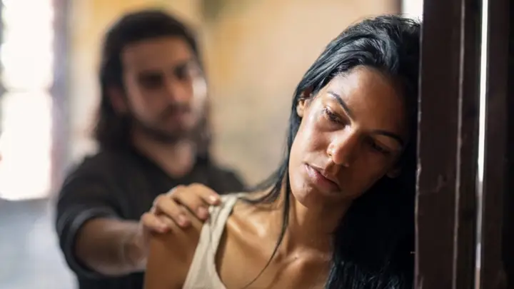 Violence and physical abuse in a relationship – What to do when you love him and don’t want to let go