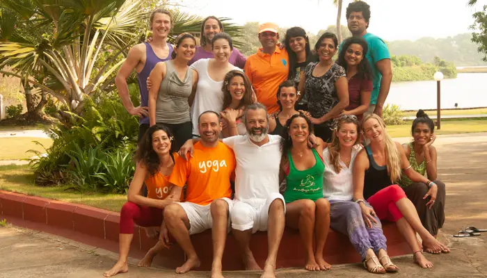 Acro Yoga Retreat Pau Castellsaugue